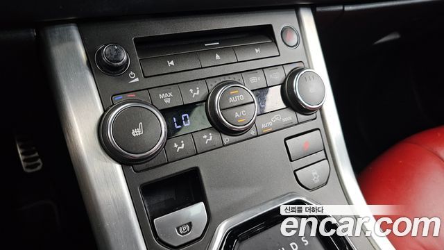 Land Rover Range Rover Evoque 2.2 SD4 Dynamic 2013 — фото 19