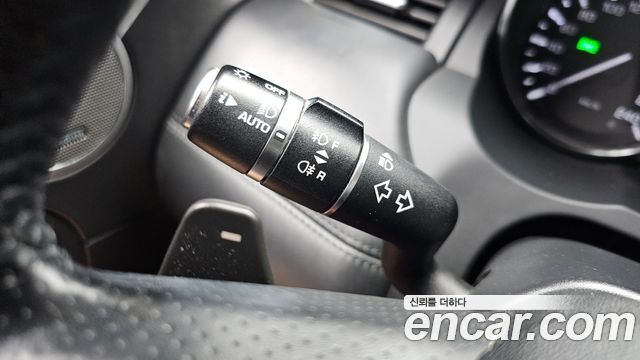 Land Rover Range Rover Evoque 2.2 SD4 Dynamic 2013 — фото 20
