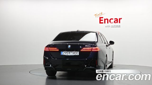 BMW 5 Series (G60) 523d M Sport 2025 — фото 4