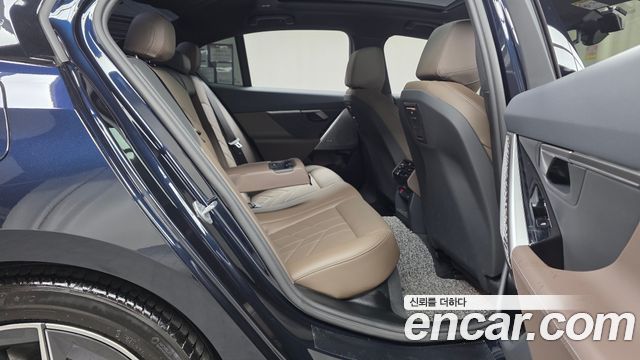 BMW 5 Series (G60) 523d M Sport 2025 — фото 11