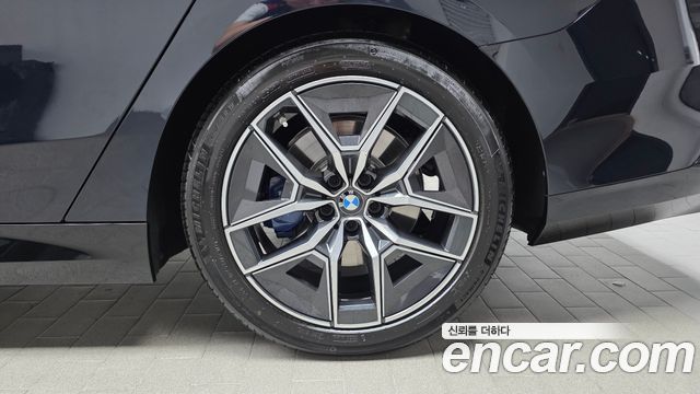 BMW 5 Series (G60) 523d M Sport 2025 — фото 21
