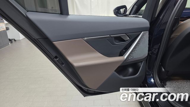 BMW 5 Series (G60) 523d M Sport 2025 — фото 25