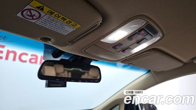 Kia Carnival 9-Seater Noblesse 2019 — фото 17