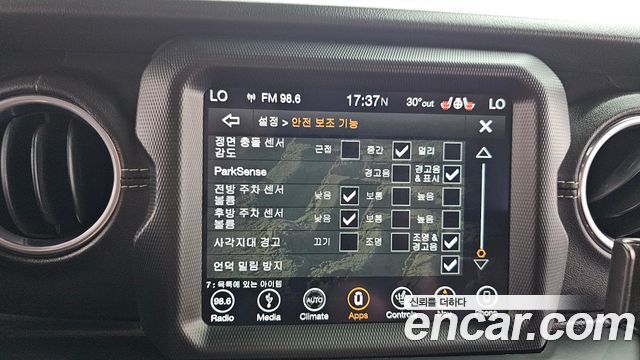 Jeep Wrangler (JL) 2.0 Overland 4Door 2019 — фото 28