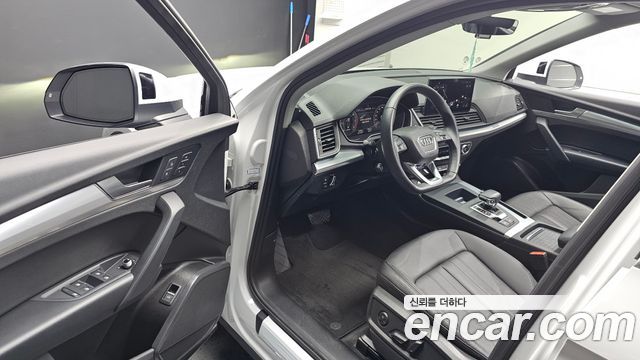 Audi Q5 (FY) 40 TDI Quattro 2022 — фото 10