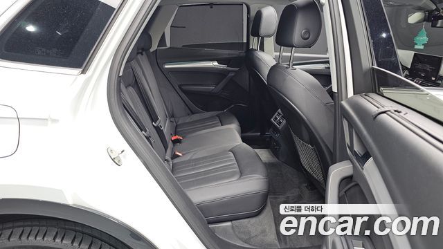 Audi Q5 (FY) 40 TDI Quattro 2022 — фото 11