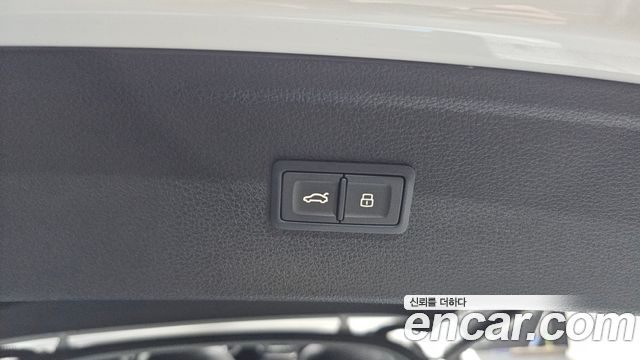 Audi Q5 (FY) 40 TDI Quattro 2022 — фото 27