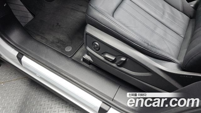 Audi Q5 (FY) 40 TDI Quattro 2022 — фото 32