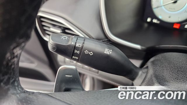 Hyundai Santa Fe Gasoline 2.5T 2WD Calligraphy 2021 — фото 18