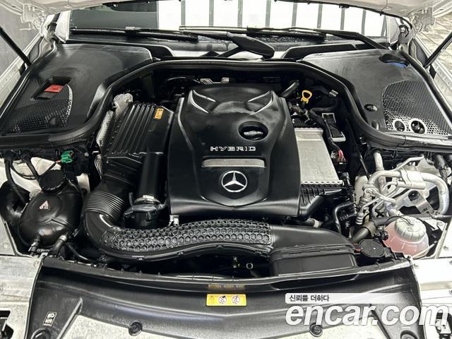 Mercedes-Benz E-Class (W213) E300e 4MATIC Exclusive 2020 — фото 5