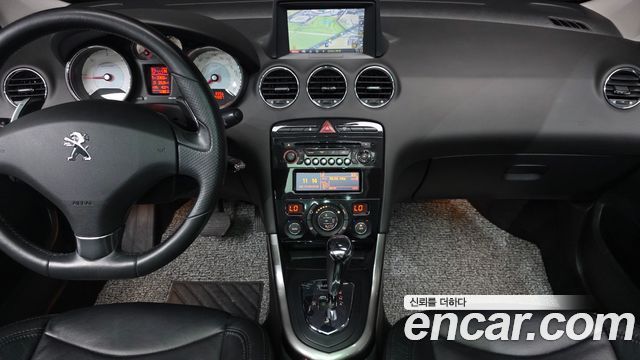 Peugeot 308 1.6 e-HDi MCP First Generation 2013 — фото 14