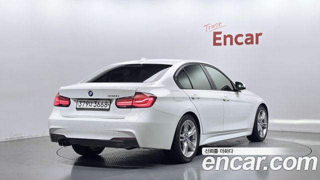 BMW 3 Series (F30) 330i M Sport Shadow 2018 — фото 2