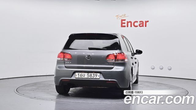 Volkswagen Golf (VI) 2.0 TDI StyleEdition 2013 — фото 4
