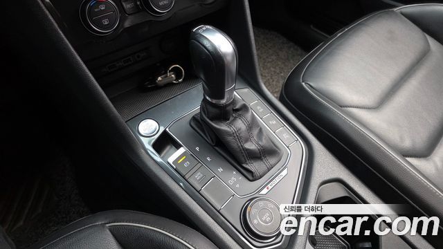 Volkswagen Tiguan (II) 2.0 TDI 4Motion Prestige 2018 — фото 9