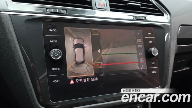 Volkswagen Tiguan (II) 2.0 TDI 4Motion Prestige 2018 — фото 15