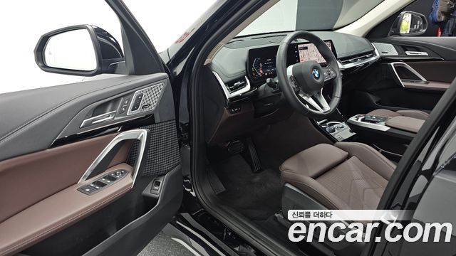 BMW X1 (U11) xDrive 20i xLine 2025 — фото 15
