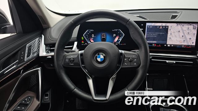 BMW X1 (U11) xDrive 20i xLine 2025 — фото 17