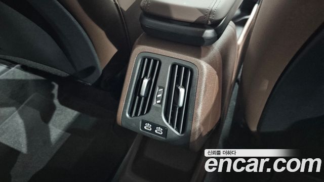BMW X1 (U11) xDrive 20i xLine 2025 — фото 35