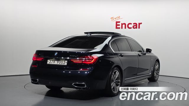 BMW 7 Series (G11) 740Li xDrive M Sport Package 2017 — фото 2