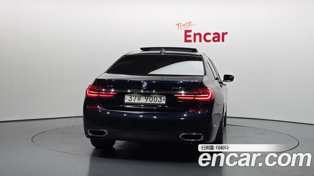 BMW 7 Series (G11) 740Li xDrive M Sport Package 2017 — фото 4