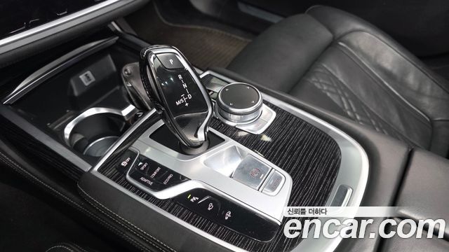 BMW 7 Series (G11) 740Li xDrive M Sport Package 2017 — фото 9