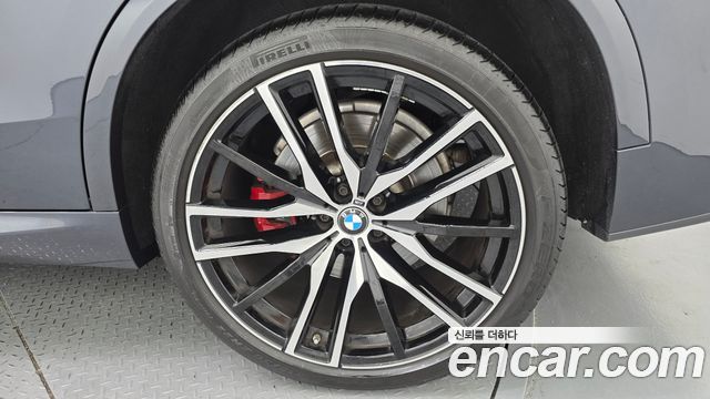 BMW X5 (G05) M50i 2022 — фото 5
