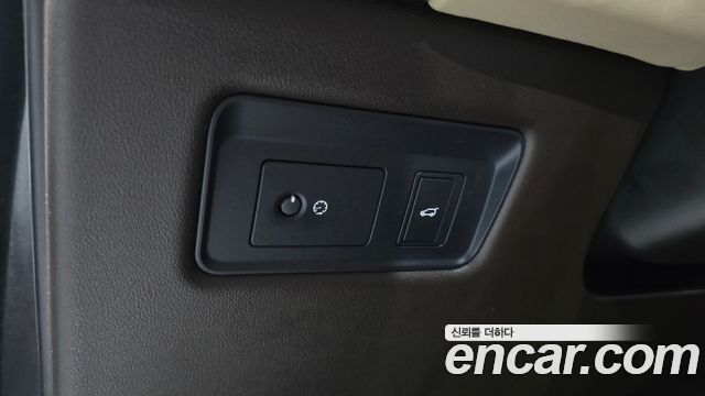 Land Rover Range Rover Sport (II) 3.0 SDV6 HSE Dynamic 2019 — фото 35