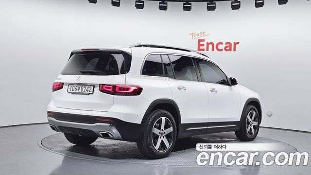 Mercedes-Benz GLB-Class (X247) GLB220 2021 — фото 2