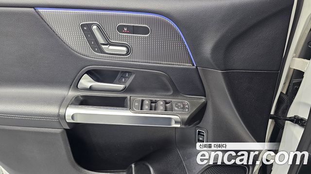 Mercedes-Benz GLB-Class (X247) GLB220 2021 — фото 19