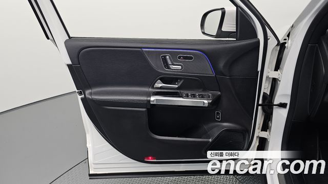 Mercedes-Benz GLB-Class (X247) GLB220 2021 — фото 24