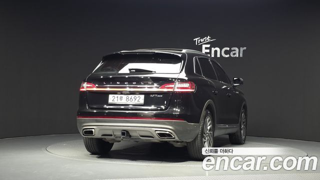 Lincoln Nautilus (I) 2.7 Reserve AWD 2019 — фото 4