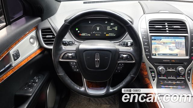 Lincoln Nautilus (I) 2.7 Reserve AWD 2019 — фото 13