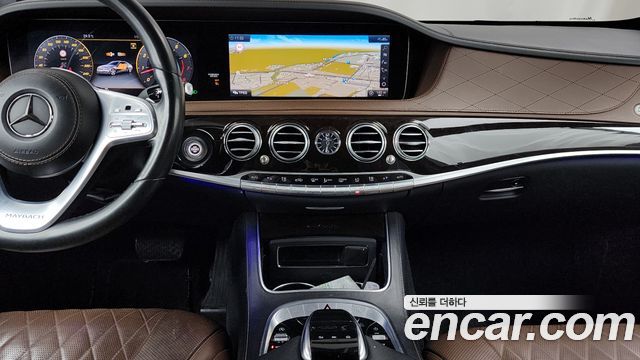 Mercedes-Benz S-Class (W222) Maybach S560 4MATIC 2020 — фото 14