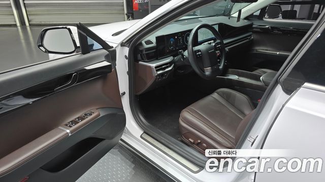 Hyundai Grandeur (GN7) 3.5 LPG 2WD Premium 2023 — фото 10