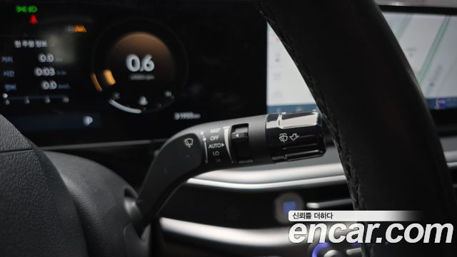 Hyundai Grandeur (GN7) 3.5 LPG 2WD Premium 2023 — фото 17