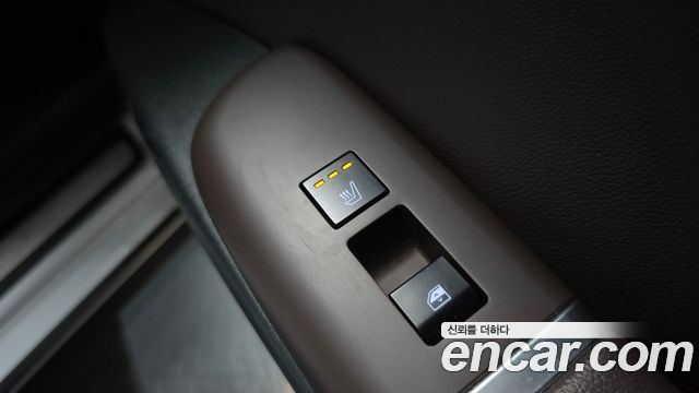 Hyundai Grandeur (GN7) 3.5 LPG 2WD Premium 2023 — фото 18
