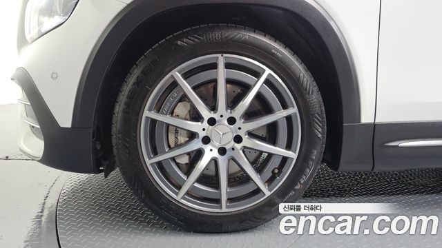 Mercedes-Benz GLB-Class (X247) AMG GLB35 4MATIC 2021 — фото 5