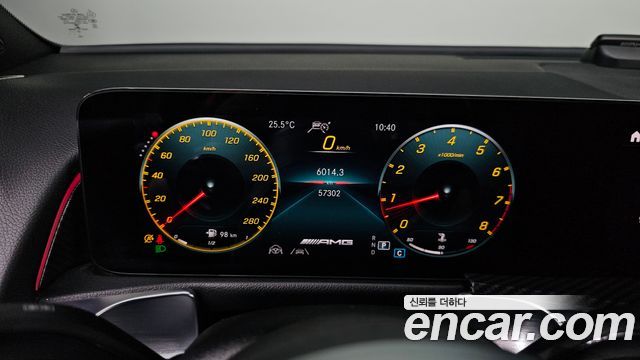 Mercedes-Benz GLB-Class (X247) AMG GLB35 4MATIC 2021 — фото 8