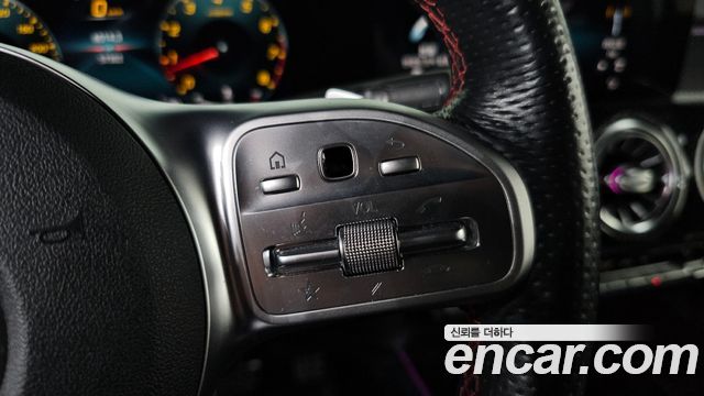 Mercedes-Benz GLB-Class (X247) AMG GLB35 4MATIC 2021 — фото 28