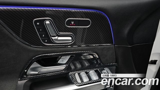 Mercedes-Benz GLB-Class (X247) AMG GLB35 4MATIC 2021 — фото 30