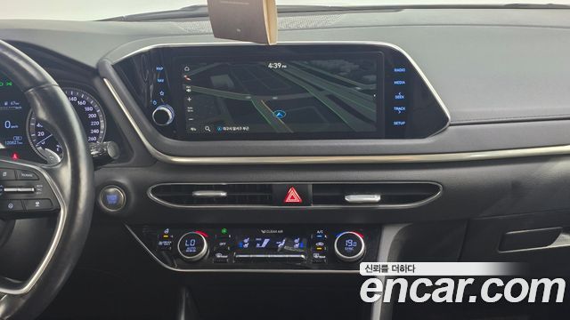 Hyundai Sonata Hybrid (DN8) Premium 2021 — фото 21
