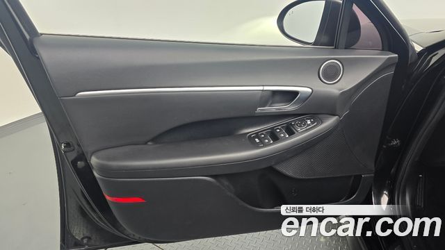 Hyundai Sonata Hybrid (DN8) Premium 2021 — фото 30