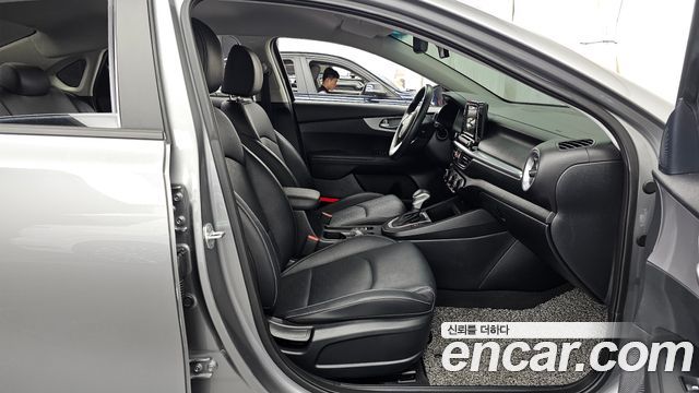 Kia K3 (II) 1.6 Prestige 2022 — фото 11