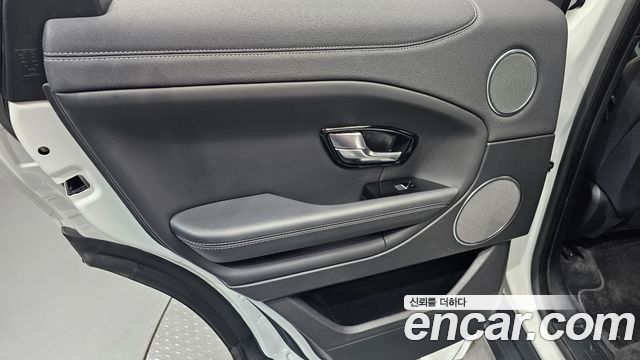 Land Rover Range Rover Evoque 2.0 TD4 HSE Dynamic 2019 — фото 25