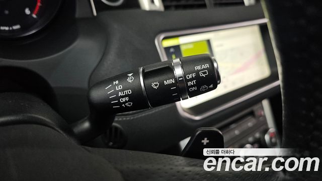 Land Rover Range Rover Evoque 2.0 TD4 HSE Dynamic 2019 — фото 28