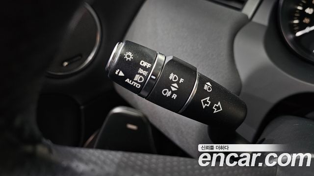 Land Rover Range Rover Evoque 2.0 TD4 HSE Dynamic 2019 — фото 30