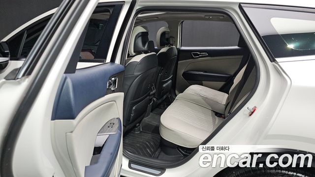 Kia Sportage Hybrid (V) Signature 4WD 2024 — фото 19