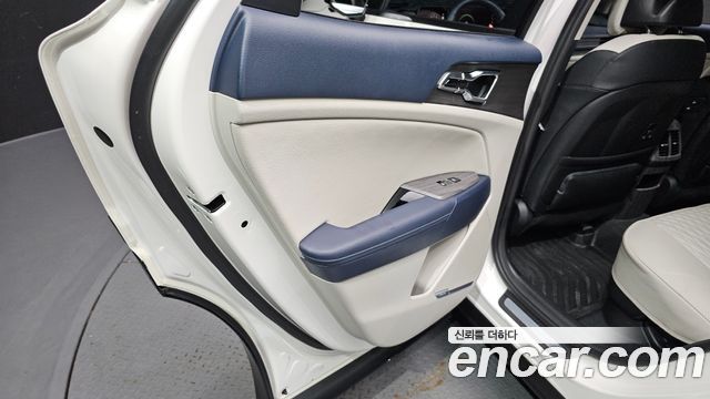 Kia Sportage Hybrid (V) Signature 4WD 2024 — фото 25