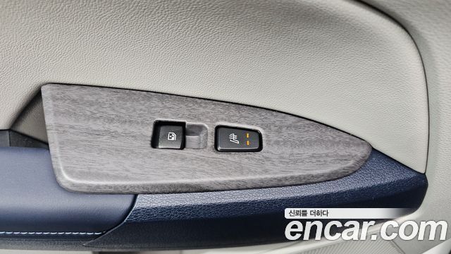 Kia Sportage Hybrid (V) Signature 4WD 2024 — фото 28