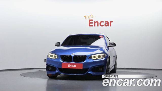 BMW 2 Series (F22) 220d M Sport Coupe 2014 — фото 3
